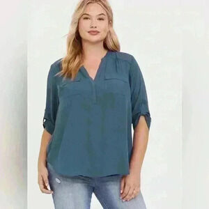 Gorgeous Torrid Harper Georgette Pullover  3/4 sleeve blouse blue plus size 2X